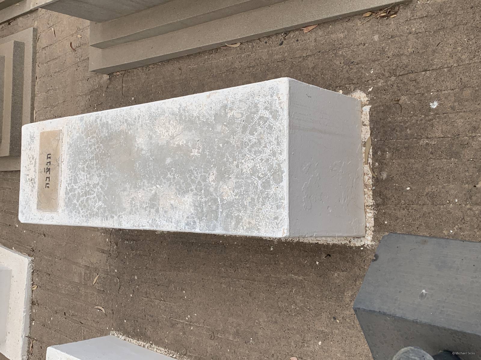 Tombe sans nom